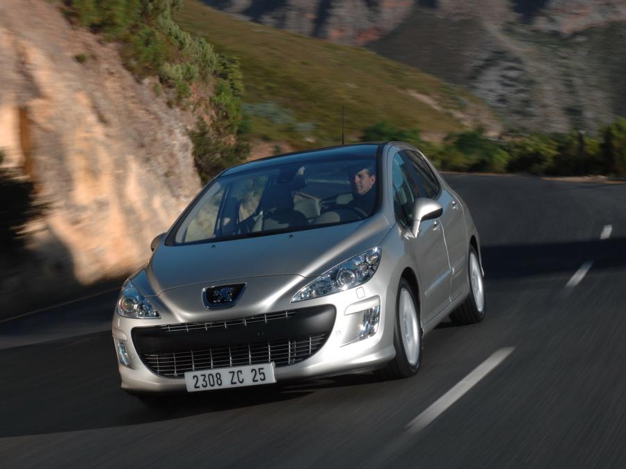  Peugeot 308 Premium Pack 2008 года  (фото 9 из 14)